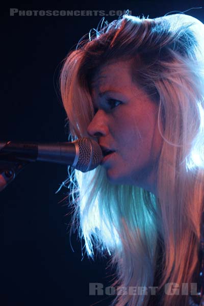 STILL CORNERS - 2012-11-15 - PARIS - Point Ephemere - 